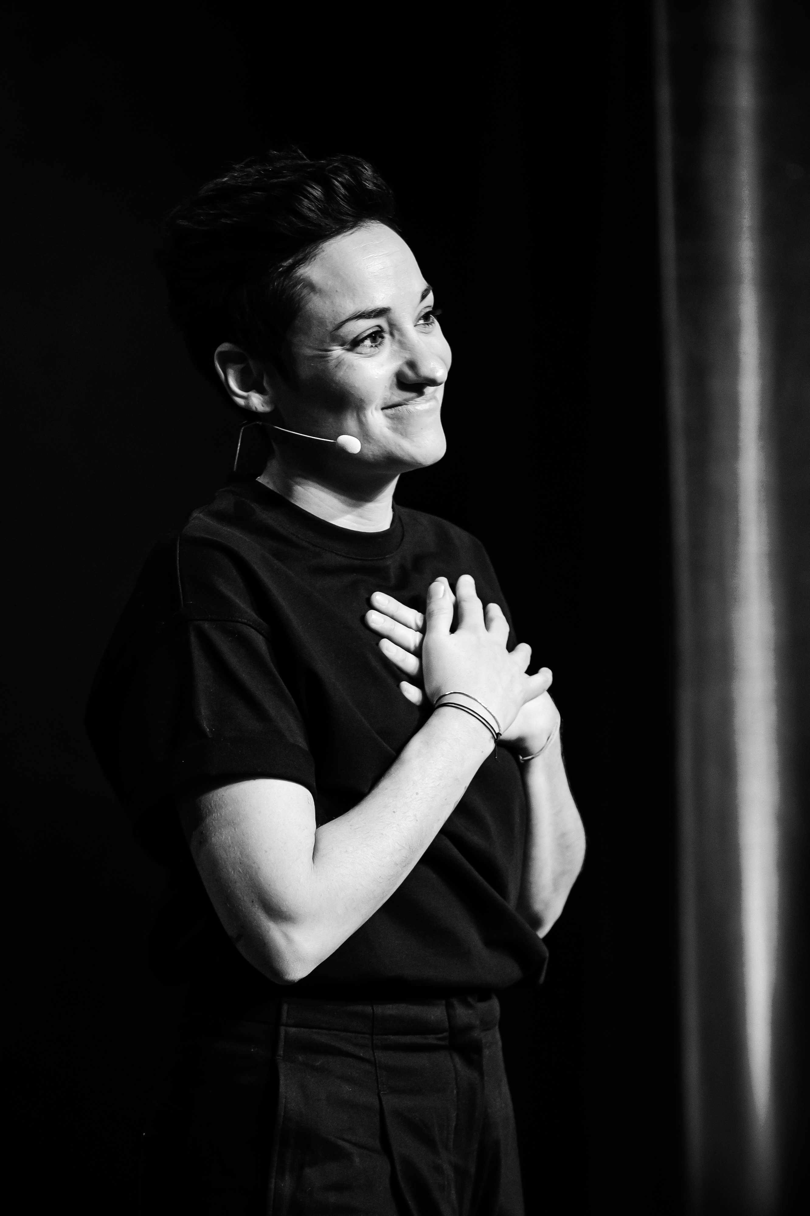 CarolineEstremo live5.JPG